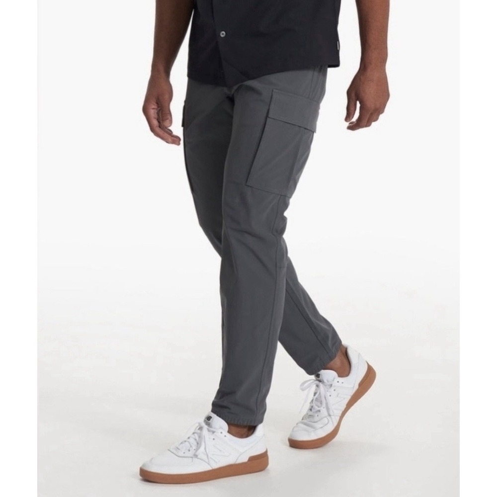 Vuori Mens Size 36 Gray Meta Cargo‎  Performance Joggers Utility Pockets Travel